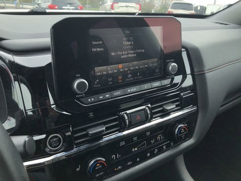 Used 2024 Nissan Pathfinder Rock Creek image 20