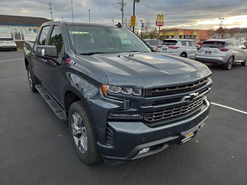 Used 2019 Chevrolet Silverado 1500 RST image 1