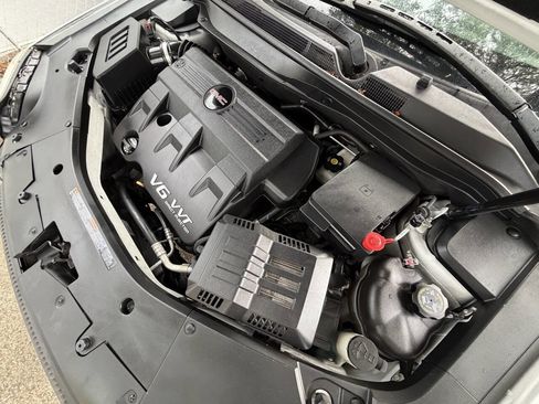 Used 2016 GMC Terrain SLT image 17