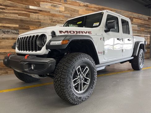 New 2026 Jeep Gladiator Mojave image 18