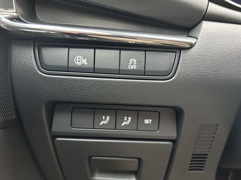 Used 2024 MAZDA MAZDA3 s image 20