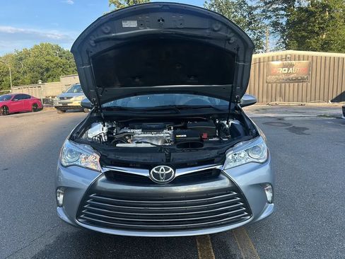 Used 2017 Toyota Camry LE FWD image 5