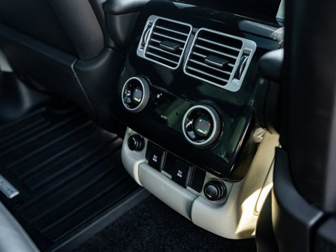 Used 2020 Land Rover Range Rover HSE image 62