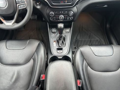 Used 2022 Jeep Cherokee Latitude Lux image 17