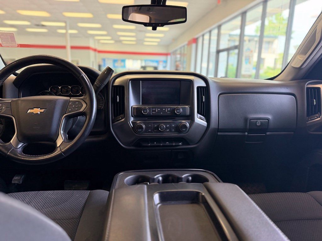 Used 2019 Chevrolet Silverado 1500 LT w/ All Star Edition AWD/4WD image 12
