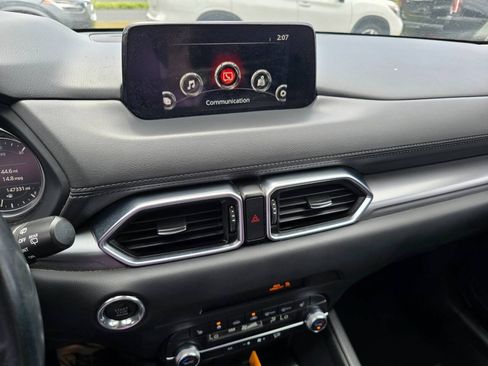 Used 2020 MAZDA CX-5 Touring AWD/4WD image 17