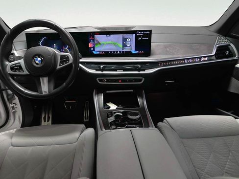Used 2024 BMW X5 sDrive40i w/ M Sport Package RWD image 13