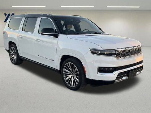 Used 2024 Jeep Grand Wagoneer L Series III image 12