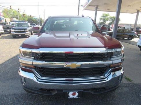 Used 2017 Chevrolet Silverado 1500 LT w/ All Star Edition AWD/4WD image 3