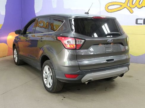 Used 2017 Ford Escape SE AWD/4WD image 6