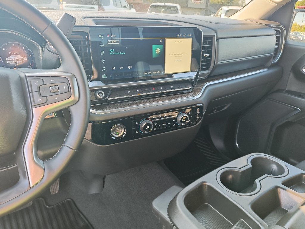 Used 2024 Chevrolet Silverado 1500 LT AWD/4WD image 20