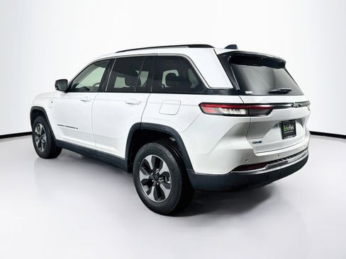 Used 2022 Jeep Grand Cherokee Limited 4xe AWD/4WD image 5