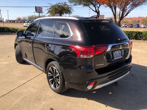 Used 2018 Mitsubishi Outlander SEL image 8