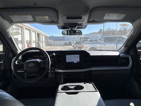 Used 2023 Ford F250 XL image 18