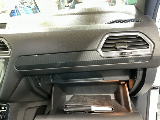 Used 2021 Volkswagen Tiguan SEL Premium R-Line AWD/4WD image 29
