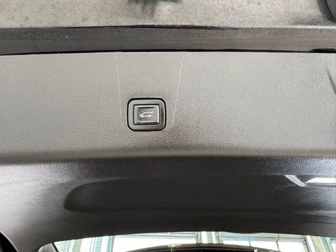 Used 2023 Chevrolet Traverse RS w/ LPO, Floor Liner Package AWD/4WD image 34