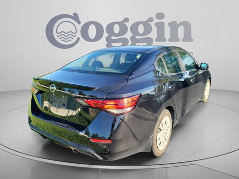 Used 2022 Nissan Sentra S w/ Electronics Package FWD image 4