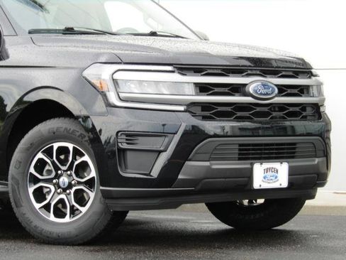Certified 2024 Ford Expedition XLT AWD/4WD image 6