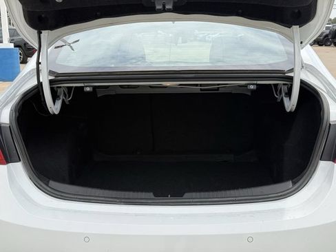 Certified 2024 Chevrolet Malibu LT FWD image 32