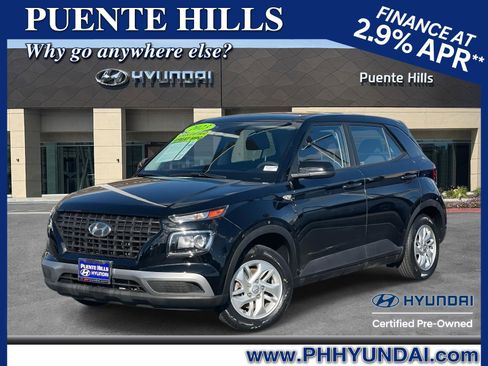Certified 2023 Hyundai Venue SE image 1
