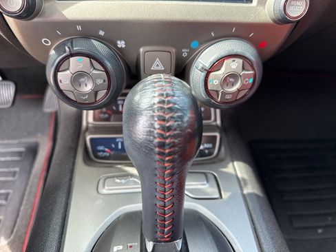 Used 2013 Chevrolet Camaro SS RWD image 23