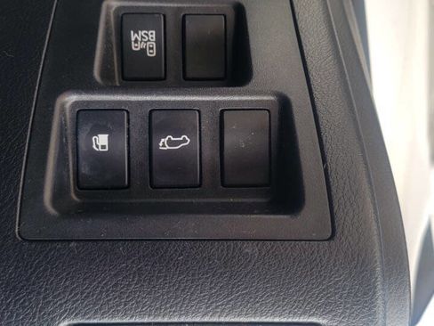 Used 2015 Lexus RX 450h FWD image 28