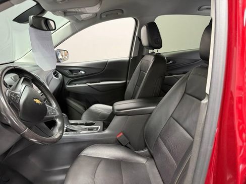 Used 2019 Chevrolet Equinox Premier FWD image 16