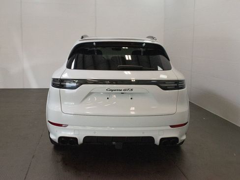 Used 2022 Porsche Cayenne GTS AWD/4WD image 6