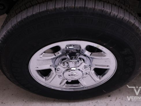 New 2025 RAM 2500 Tradesman image 41