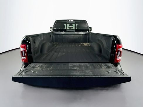 Used 2024 RAM 3500 Limited AWD/4WD image 28