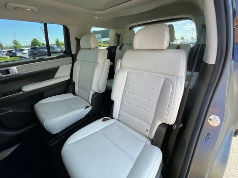 Used 2025 Hyundai Santa Fe Calligraphy FWD image 24