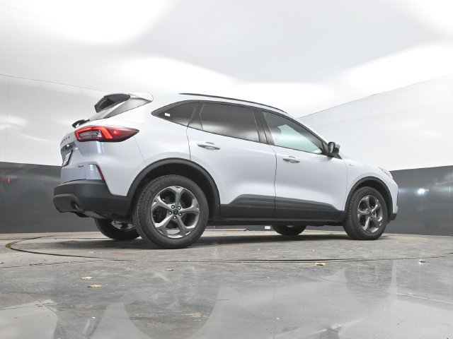 Used 2025 Ford Escape ST-Line Select AWD/4WD image 44