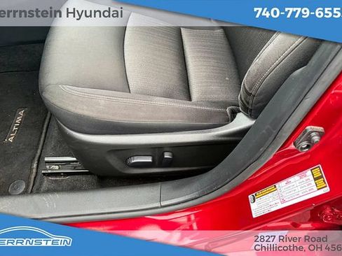 Used 2023 Nissan Altima 2.5 SV FWD image 16