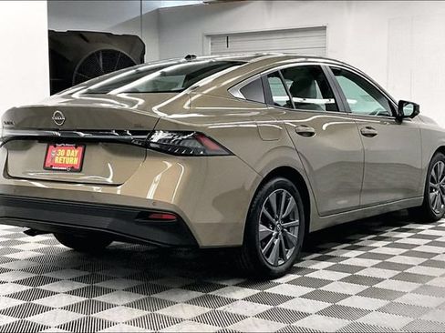 New 2026 Nissan Sentra SL w/ Floor Mat Package FWD image 17