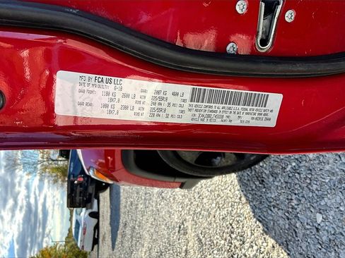 Used 2018 Jeep Compass Latitude image 28