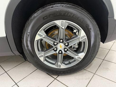 Used 2024 Chevrolet Blazer LT w/ Convenience Package image 12