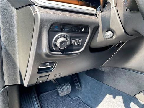 Used 2022 Jeep Grand Cherokee Summit AWD/4WD image 30