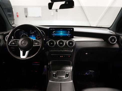 Used 2022 Mercedes-Benz GLC 300 4MATIC Coupe image 15