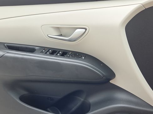 Used 2025 Hyundai Tucson SEL FWD image 27
