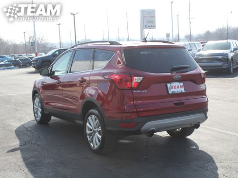 Used 2019 Ford Escape SEL image 6