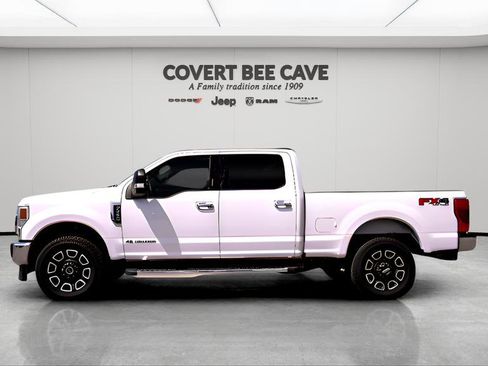 Used 2021 Ford F250 Lariat w/ Chrome Package image 4