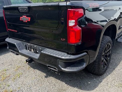 Used 2024 Chevrolet Silverado 1500 LT Trail Boss w/ Convenience Package II AWD/4WD image 15
