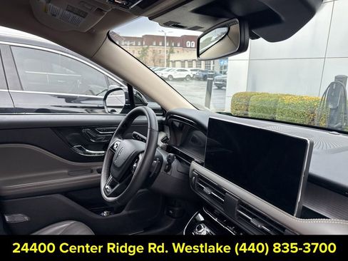 Used 2023 Lincoln Corsair FWD image 6