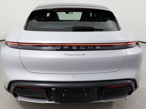 Used 2023 Porsche Taycan 4 Cross Turismo image 22