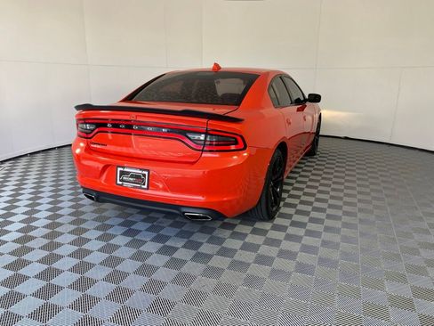 Used 2018 Dodge Charger SXT Plus w/ Blacktop Package RWD image 7