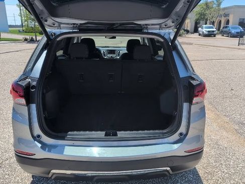 Used 2024 Chevrolet Equinox LT AWD/4WD image 20