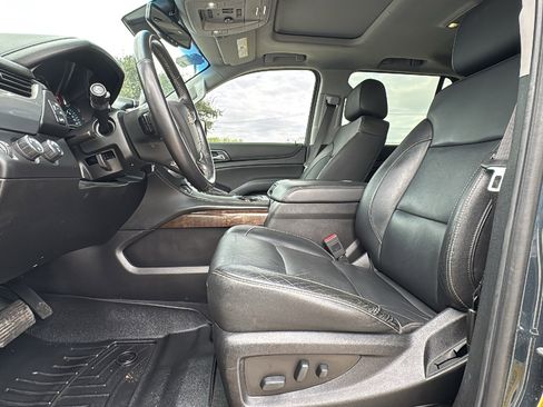 Used 2019 Chevrolet Tahoe LT image 9