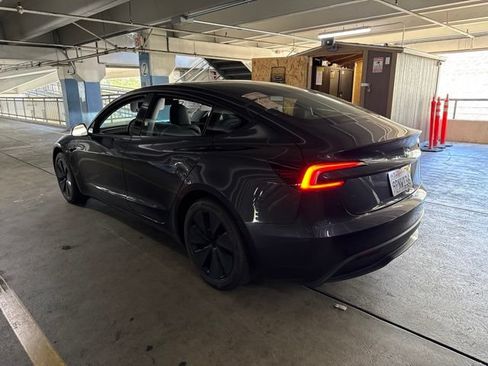 Used 2024 Tesla Model 3 Standard Range RWD image 4