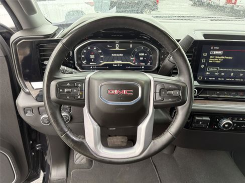 Used 2025 GMC Sierra 1500 SLT image 24
