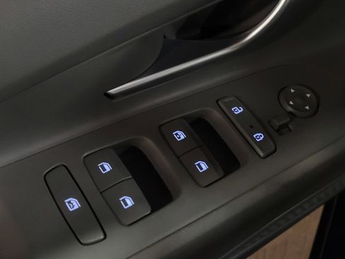 Used 2023 Hyundai Elantra SEL image 27